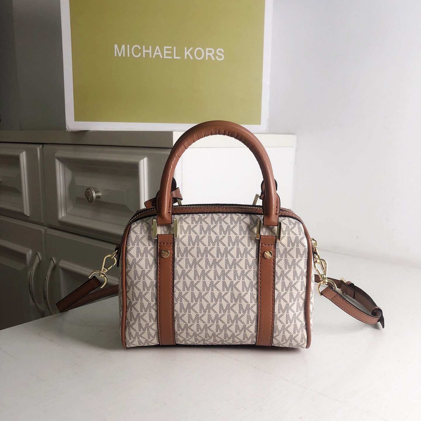 ใหม่ไมเคิล คอร์กระเป๋าถือดีไซน - Luxury Bags Casual บทวิจารณ์และราคา