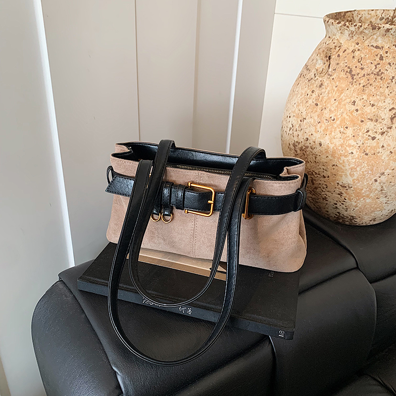กระเป๋าสะพายไหล่หนัง PU หรูหรา - Luxury Bags Vegan บทวิจารณ์และราคา
