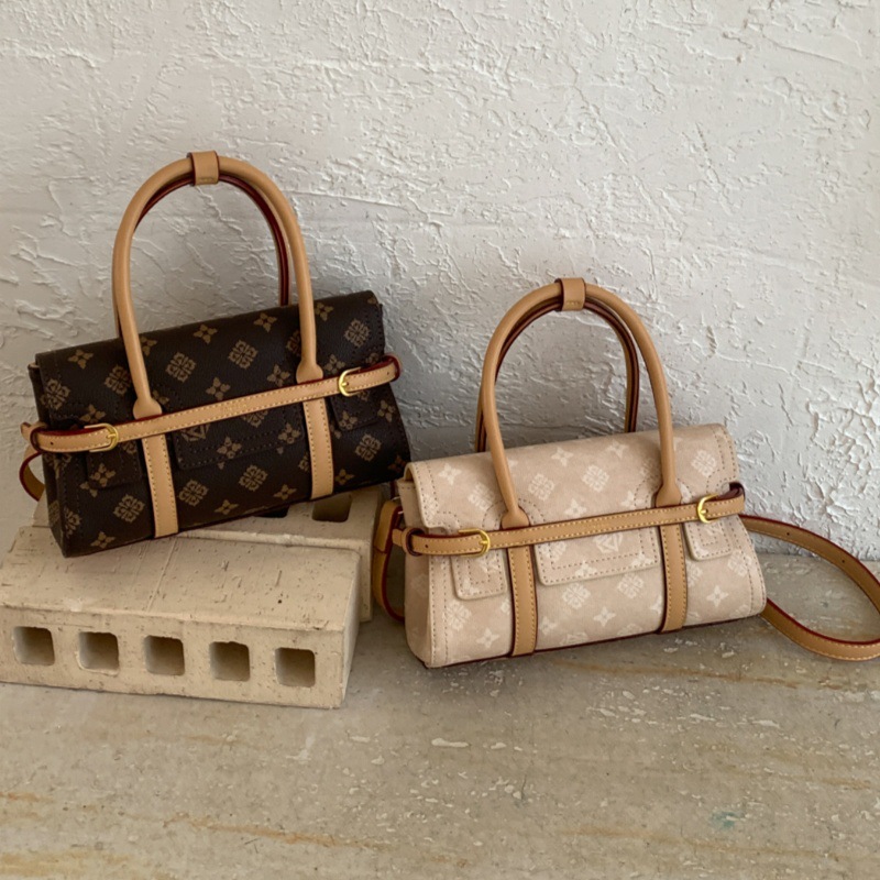 กระเป๋าสะพายข้างทรงมินิโท้ตลาย - Tote Bag Leather Monogram บทวิจารณ์และราคา